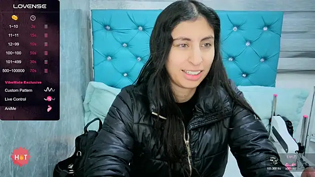 MAARYMOON online show from November 6, 11:00 am