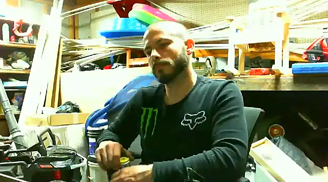 Snapshot of Sitonmyface2020@xh chatting on February 12, 4:01 am Sitonmyface2020xh online show from February 12, 4:01 am