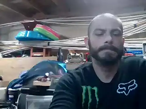 Snapshot of Sitonmyface2020@xh chatting on February 12, 12:33 pm Sitonmyface2020xh online show from February 12, 12:33 pm