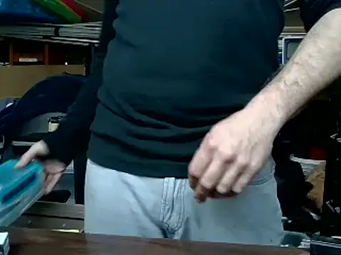 Snapshot of Sitonmyface2020@xh chatting on February 12, 9:22 pm Sitonmyface2020xh online show from February 12, 9:22 pm