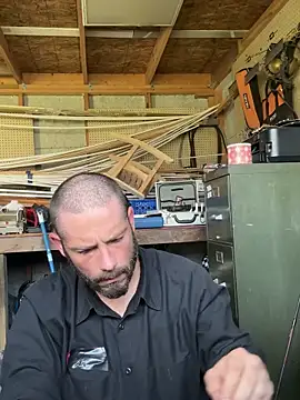 Snapshot of Sitonmyface2020@xh chatting on February 15, 9:04 pm Sitonmyface2020xh online show from February 15, 9:04 pm