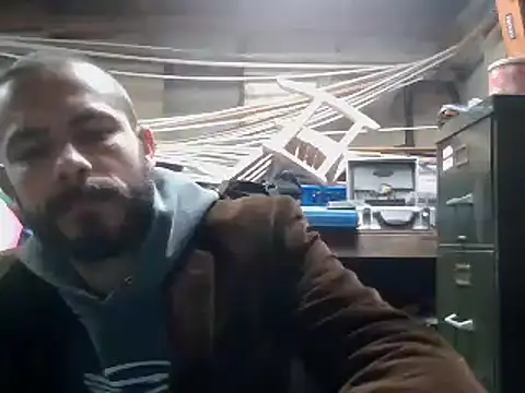 Snapshot of Sitonmyface2020@xh chatting on February 20, 4:18 am Sitonmyface2020xh online show from February 20, 4:18 am