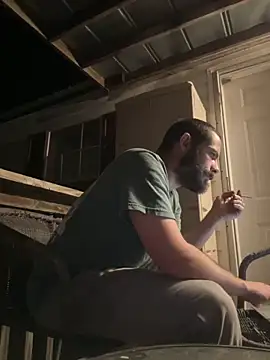 Snapshot of Sitonmyface2020@xh chatting on March 16, 1:07 am Sitonmyface2020xh online show from March 16, 1:07 am