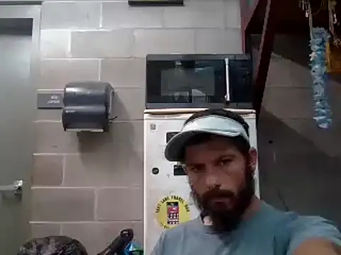 Snapshot of Sitonmyface2020@xh chatting on October 14, 9:04 pm Sitonmyface2020xh online show from October 14, 9:04 pm