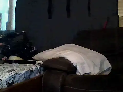 Snapshot of Sitonmyface2020@xh chatting on October 20, 9:37 pm Sitonmyface2020xh online show from October 20, 9:37 pm