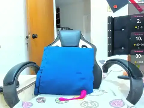 Snapshot of ebonnylatinx chatting on March 5, 10:32 pm ebonnylatinx online show from March 5, 10:32 pm