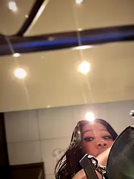 Belle    online show from October 19, 2:40 pm