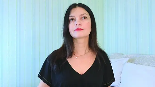  Lily  online show from January 21, 9:24 am