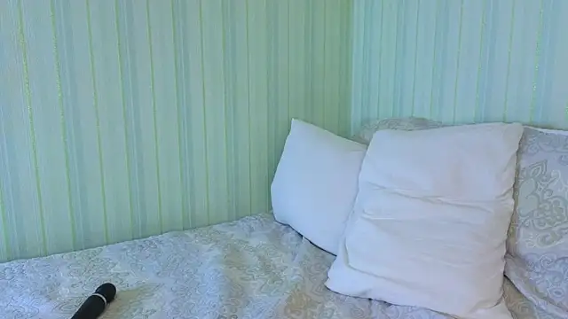  Lily  online show from January 28, 9:41 am