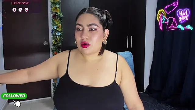 ElikoLanny  online show from March 6, 4:42 am