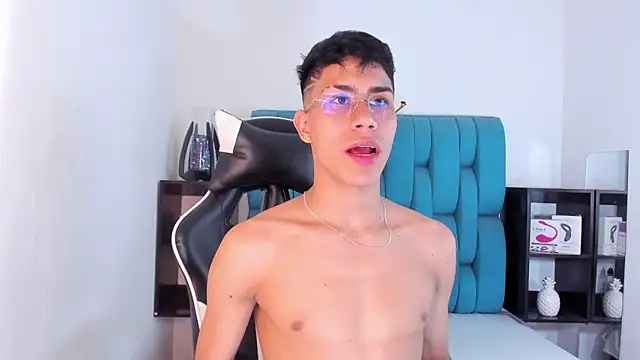 AlanNaughty online show from February 21, 10:04 pm