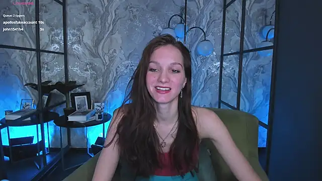 Snapshot of MirandaGlow chatting on February 20, 6:26 am MirandaGlow online show from February 20, 6:26 am