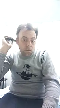 Snapshot of david_geam chatting on December 14, 3:58 pm david geam online show from December 14, 3:58 pm
