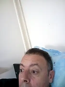 Snapshot of david_geam chatting on December 23, 8:55 am david geam online show from December 23, 8:55 am