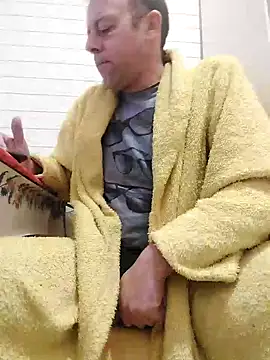 Snapshot of david_geam chatting on January 12, 5:34 am david geam online show from January 12, 5:34 am