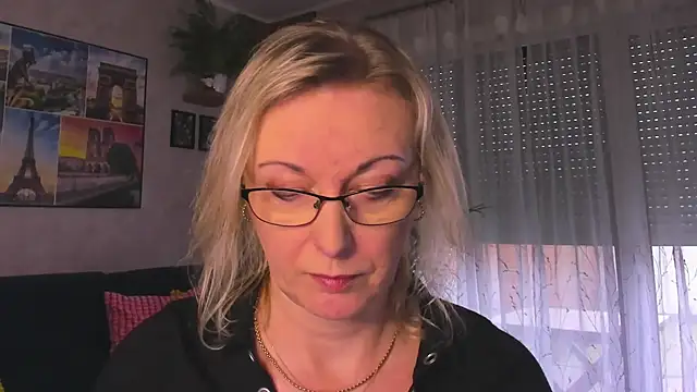 vanessa chat online show from February 24, 2:26 pm