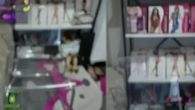 bisexyelizz online show from February 13, 7:43 pm