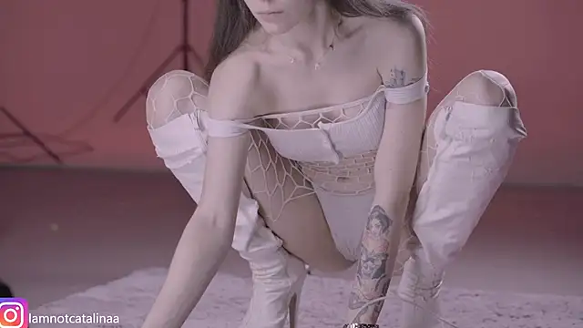 Snapshot of YourBabyPearl chatting on November 20, 4:40 pm YourBabyPearl online show from November 20, 4:40 pm