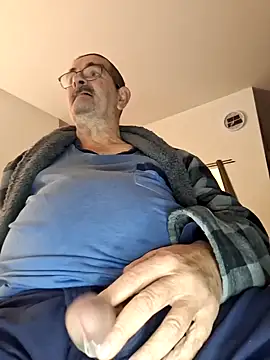 Snapshot of silvio-aus-luzern-CH chatting on December 28, 6:39 am silvio-aus-luzern-CH online show from December 28, 6:39 am