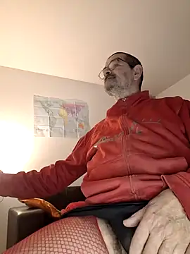 Snapshot of silvio-aus-luzern-CH chatting on January 4, 3:39 pm silvio-aus-luzern-CH online show from January 4, 3:39 pm