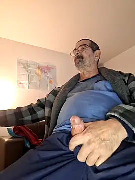 Snapshot of silvio-aus-luzern-CH chatting on January 28, 8:36 am silvio-aus-luzern-CH online show from January 28, 8:36 am