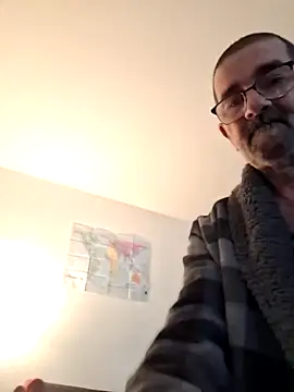 Snapshot of silvio-aus-luzern-CH chatting on January 31, 8:22 am silvio-aus-luzern-CH online show from January 31, 8:22 am