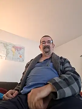 Snapshot of silvio-aus-luzern-CH chatting on February 12, 7:55 am silvio-aus-luzern-CH online show from February 12, 7:55 am