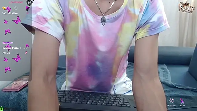 Snapshot of karen_sofia_ chatting on September 29, 8:24 pm karen sofia online show from September 29, 8:24 pm