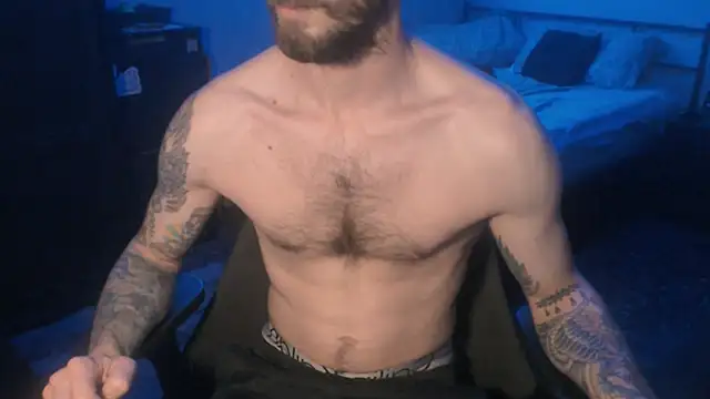 Snapshot of SexxxyLouis chatting on March 22, 8:59 pm SexxxyLouis online show from March 22, 8:59 pm