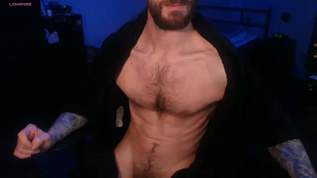 Snapshot of SexxxyLouis chatting on October 11, 9:30 am SexxxyLouis online show from October 11, 9:30 am