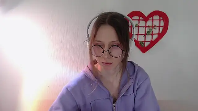  Hanna Moon  online show from May 30, 5:32 pm