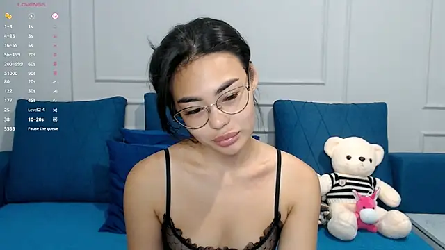 Snapshot of kwana_colada chatting on September 24, 1:14 pm kwana colada online show from September 24, 1:14 pm