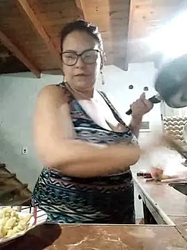 AyantiPonz79 online show from April 12, 9:42 pm