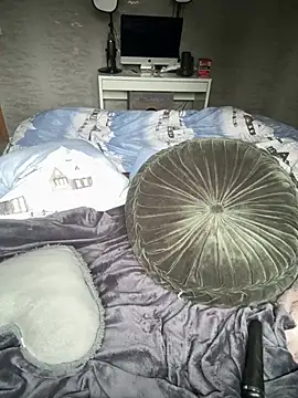 Carmen Monroe online show from February 5, 9:58 am