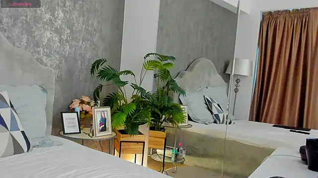 LisaCroft online show from February 24, 5:38 am