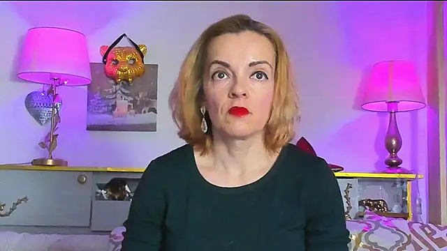 Snapshot of KateConner chatting on March 22, 9:21 pm KateConner online show from March 22, 9:21 pm