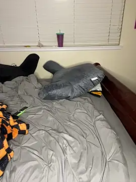 Snapshot of Kira_tattoo chatting on January 10, 5:26 am Kira tattoo online show from January 10, 5:26 am