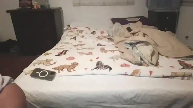 Snapshot of Pantychubs69 chatting on November 5, 6:13 am Pantychubs69 online show from November 5, 6:13 am