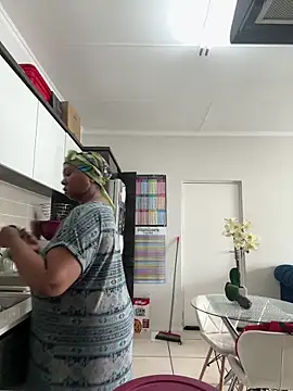 Bootyliciouse21X online show from February 2, 10:58 am