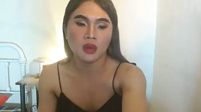 Snapshot of JustineBIGCUM chatting on January 25, 12:05 pm JustineBIGCUM online show from January 25, 12:05 pm