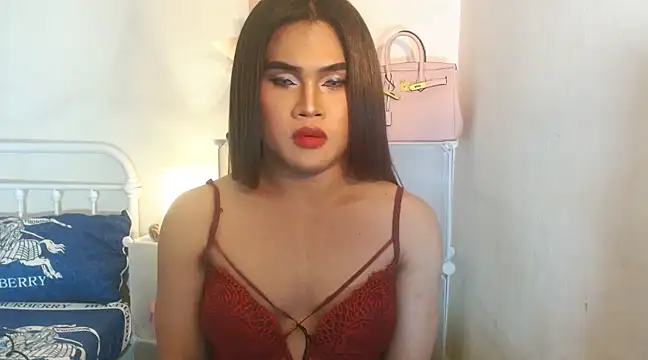 Snapshot of JustineBIGCUM chatting on February 25, 1:39 pm JustineBIGCUM online show from February 25, 1:39 pm