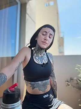 Snapshot of samisamsx chatting on December 17, 5:41 pm samisamsx online show from December 17, 5:41 pm