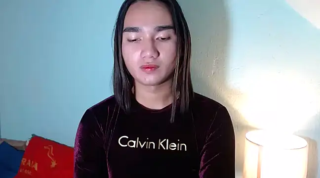 Snapshot of CasandraDiaz chatting on December 18, 10:24 pm CasandraDiaz online show from December 18, 10:24 pm