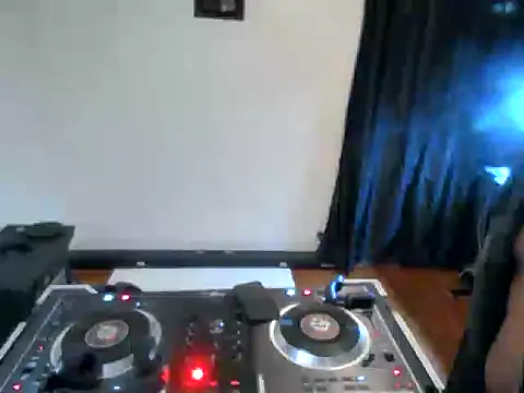 Snapshot of longdick4you8686 chatting on December 22, 11:41 pm longdick4you8686 online show from December 22, 11:41 pm