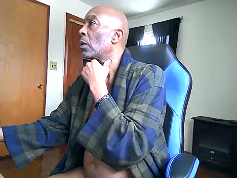 Snapshot of longdick4you8686 chatting on January 22, 6:41 pm longdick4you8686 online show from January 22, 6:41 pm