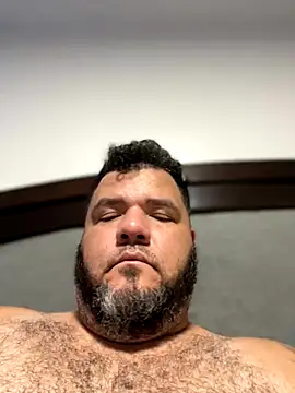 Snapshot of Gabihotxxx1 chatting on October 28, 3:21 am Gabihotxxx1 online show from October 28, 3:21 am