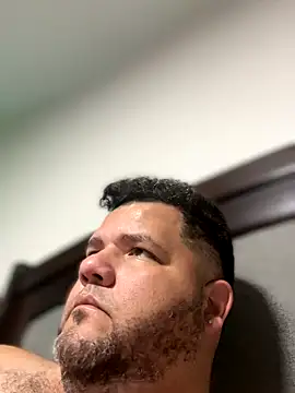 Snapshot of Gabihotxxx1 chatting on November 4, 5:17 am Gabihotxxx1 online show from November 4, 5:17 am