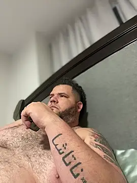 Gabihotxxx1 online show from May 2, 9:42 pm