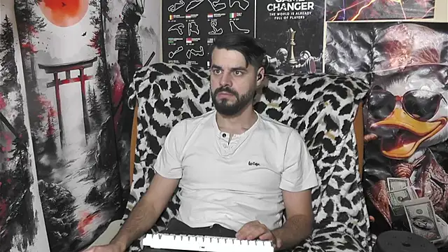 00george online show from December 19, 9:00 pm