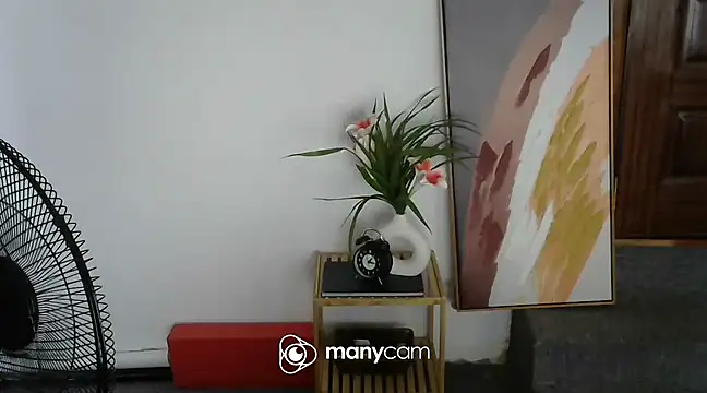 Snapshot of missytrig chatting on February 21, 12:06 pm missytrig online show from February 21, 12:06 pm